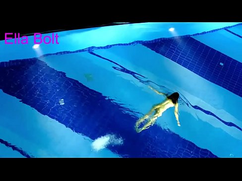 ❤️ Saya tidak boleh berhenti menonton, berambut perang muda ditangkap berenang bogel di kolam peranginan ELLA BOLT ❤ Lucah tegar pada ms.stroybassein.ru ❤